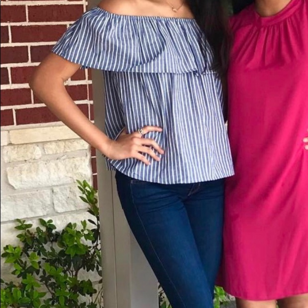 Blue & White Over the Shoulder